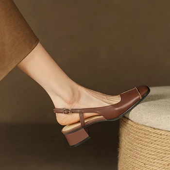 2023 Letné dámske Topánky Štvorcové Prst Robustný Päty Ženy Sandále Originálne Kožené Topánky pre Ženy Slingback Ovčej Polovici Päty Topánky