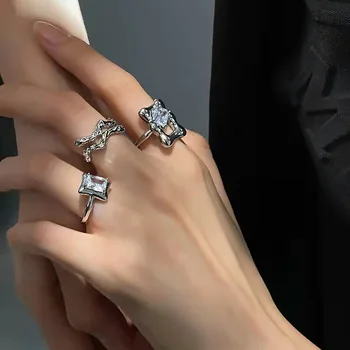 Nové Módne Svetlo Luxusný Prsteň pre Ženy Oslňujúci Štvorcové Zirkóny Luxusné Lady Príslušenstvo Nastaviť Trendy Jemné Strany Šperky