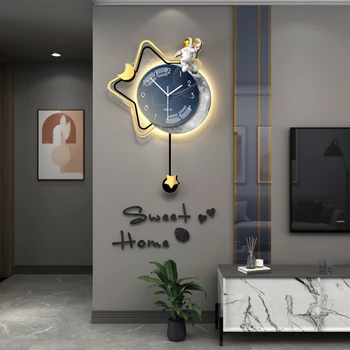 Obývacia izba nástenné hodiny Kreatívne hodiny Jednoduché moderné módne Svetlo luxusná výzdoba Čisté červené nástenné hodiny