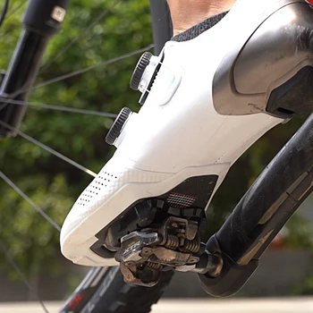 Profesionálny Bicykel Pedál Klip Converter Platformu Adaptér Obuvi Zámok Adaptér pre Horské Bicykle Uzamknúť Obuvi Konverzie Príslušenstvo